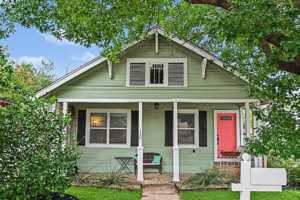 featured image of 130 Groveland Pl