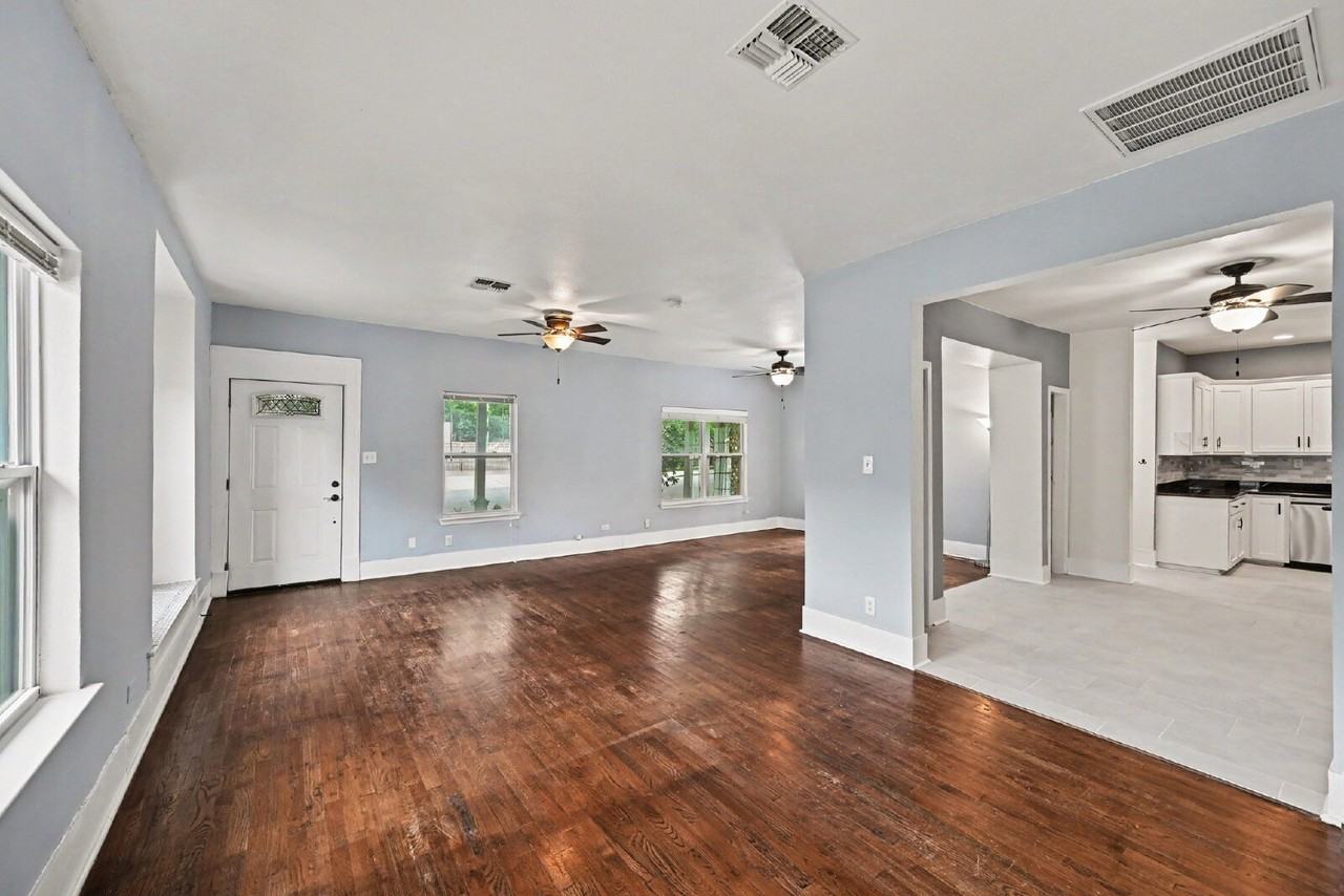 130 Groveland Pl - Photo 3 of 19