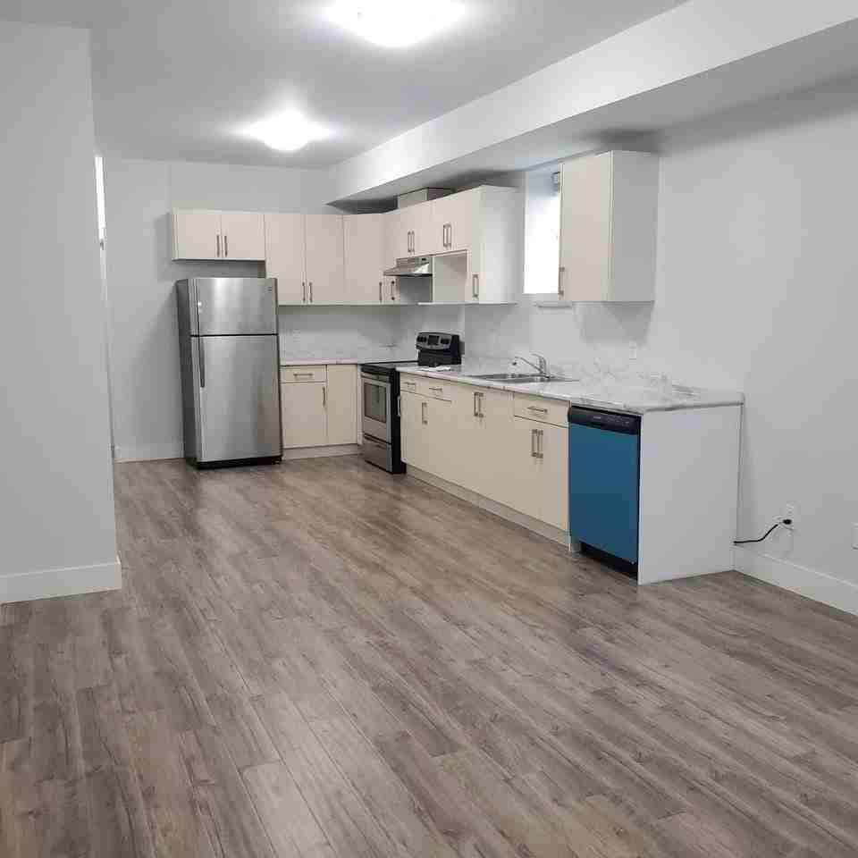3386 Gislason Avenue - Photo 2