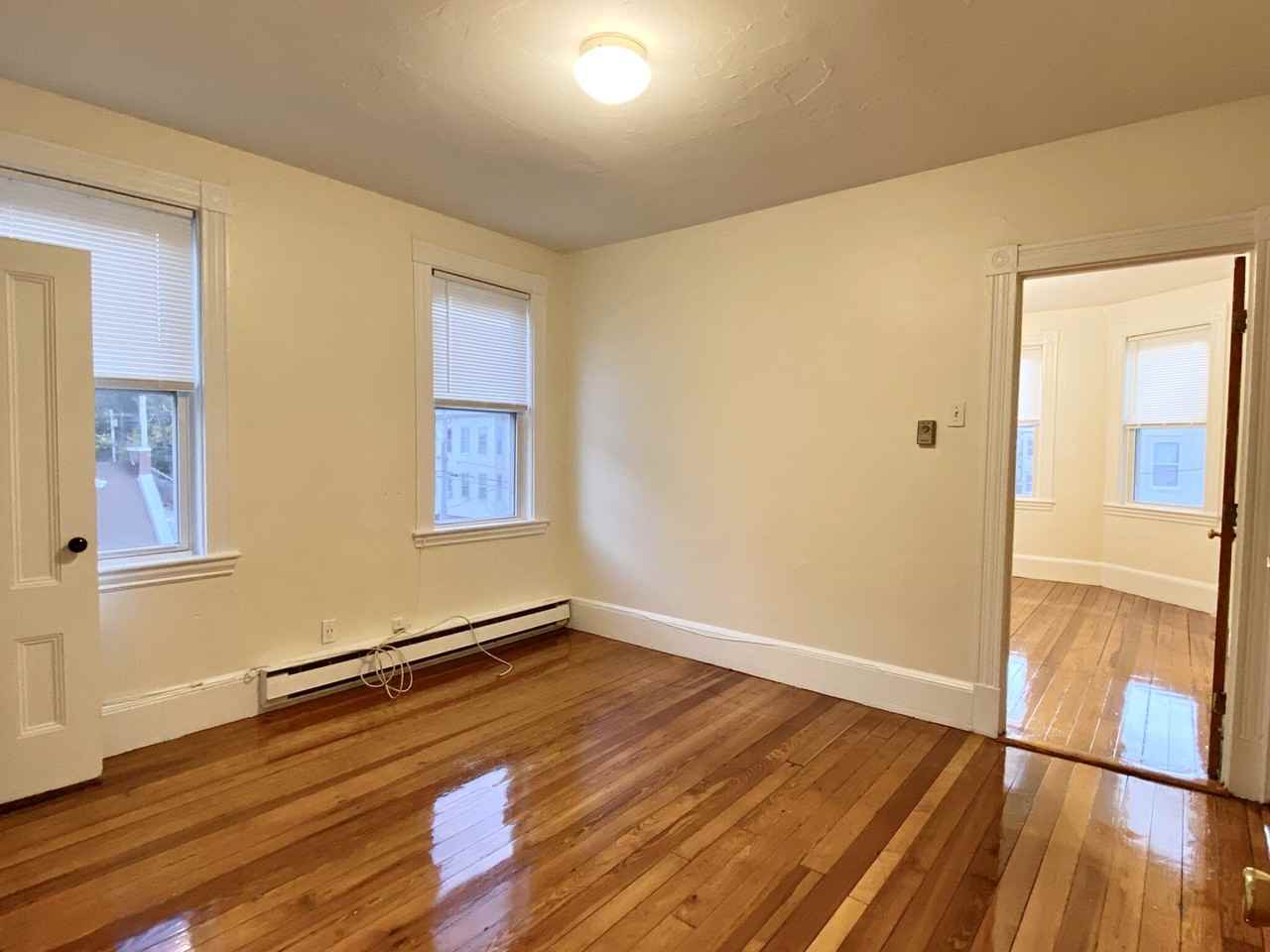 257 Beacon St #3 - Photo 4 of 15
