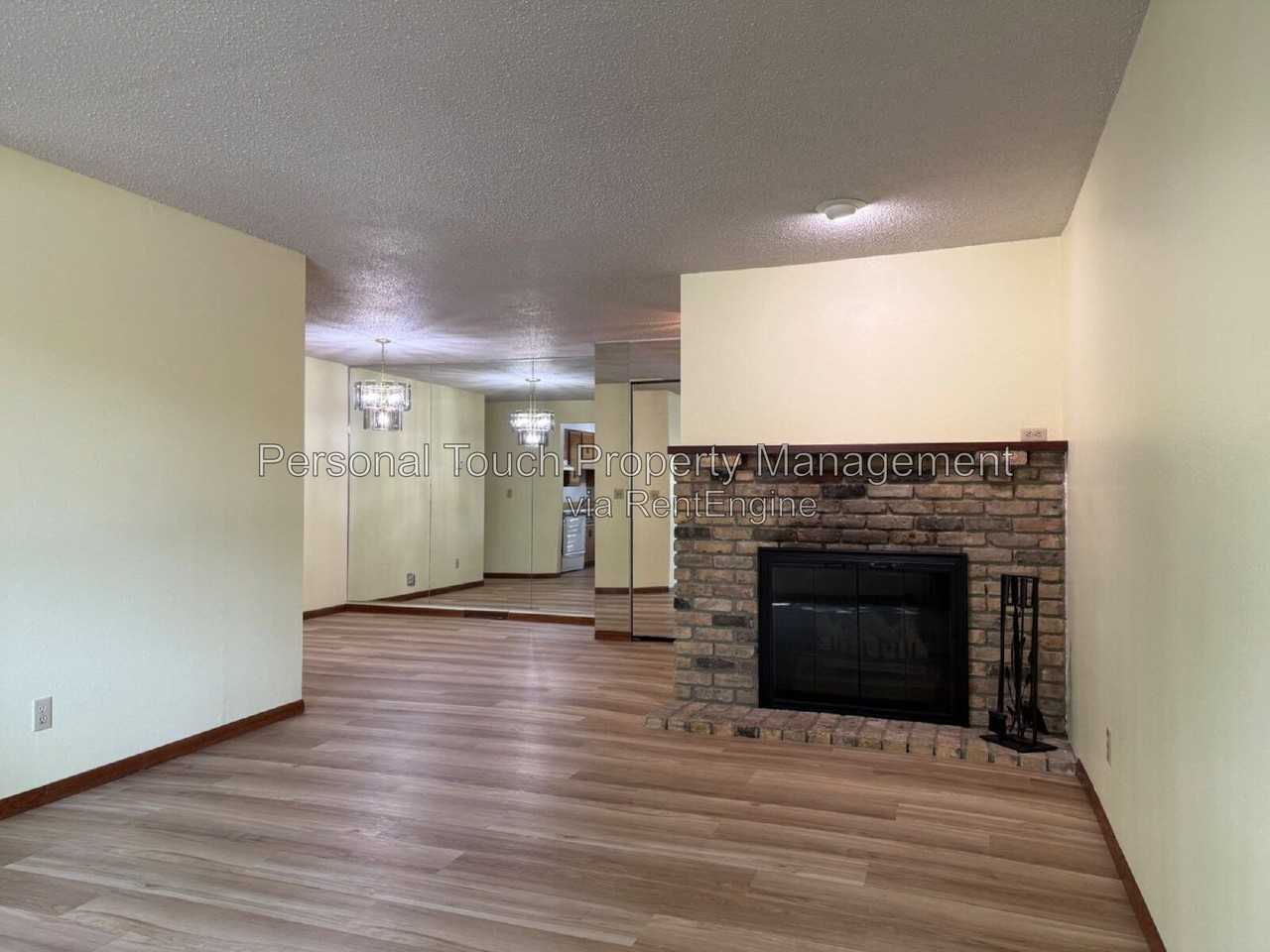 3237 17th Ave S #101 - Photo 3 of 32
