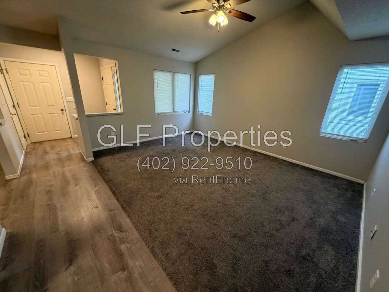 1710 Prairie Ave - Photo 2 of 9