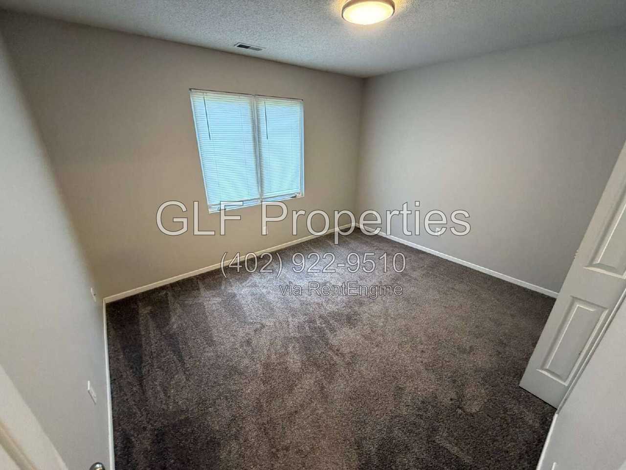 1710 Prairie Ave - Photo 7 of 9