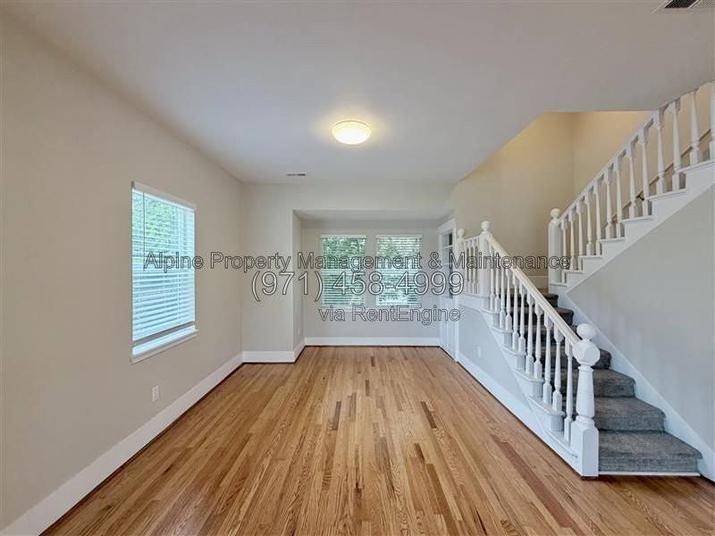 5004 Se 38th Ave #A - Photo 7 of 29