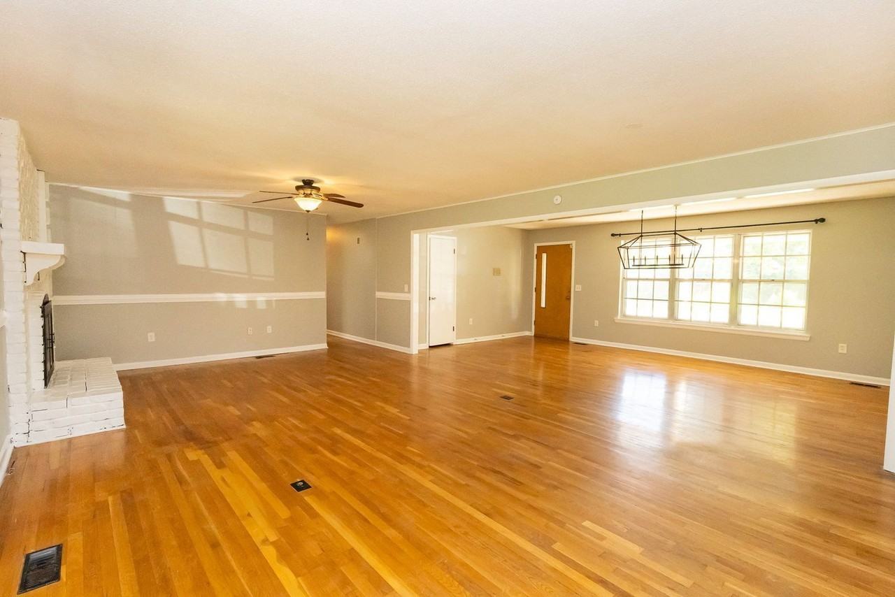 834 Kay Cir - Photo 2 of 21