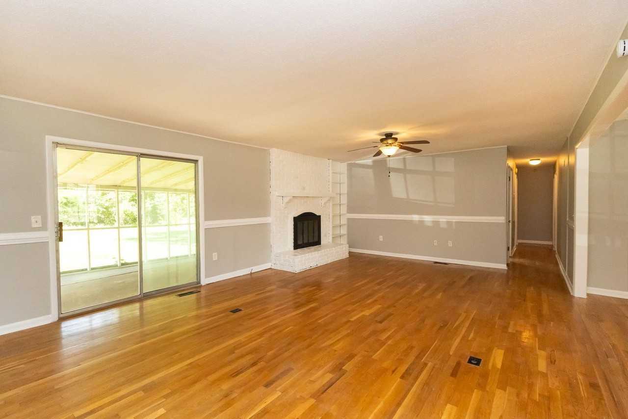 834 Kay Cir - Photo 6 of 21