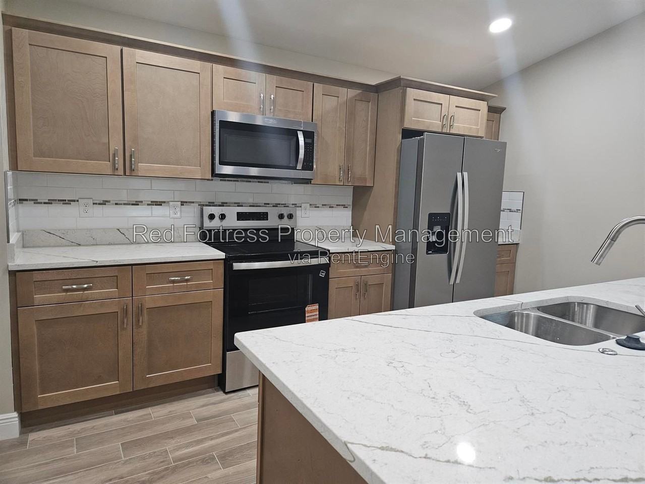 344 Louise Ave - Photo 3 of 13