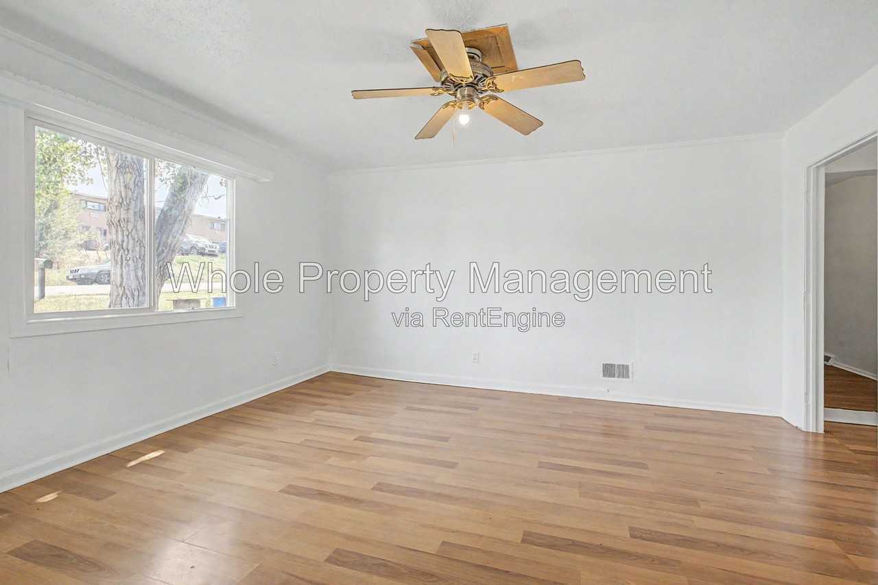 5605 W 17th Ave - Photo 4 of 34