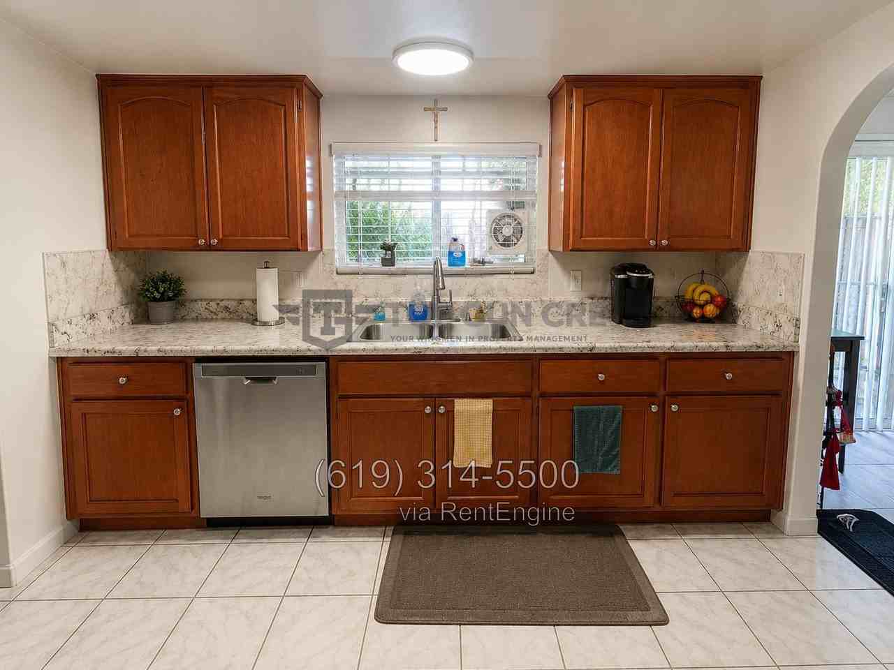 2430 Bartel St - Photo 2 of 16