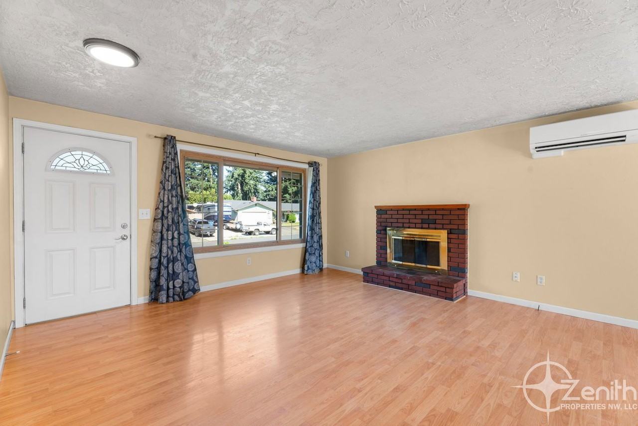 4213 Ne 139th Ave - Photo 5 of 35