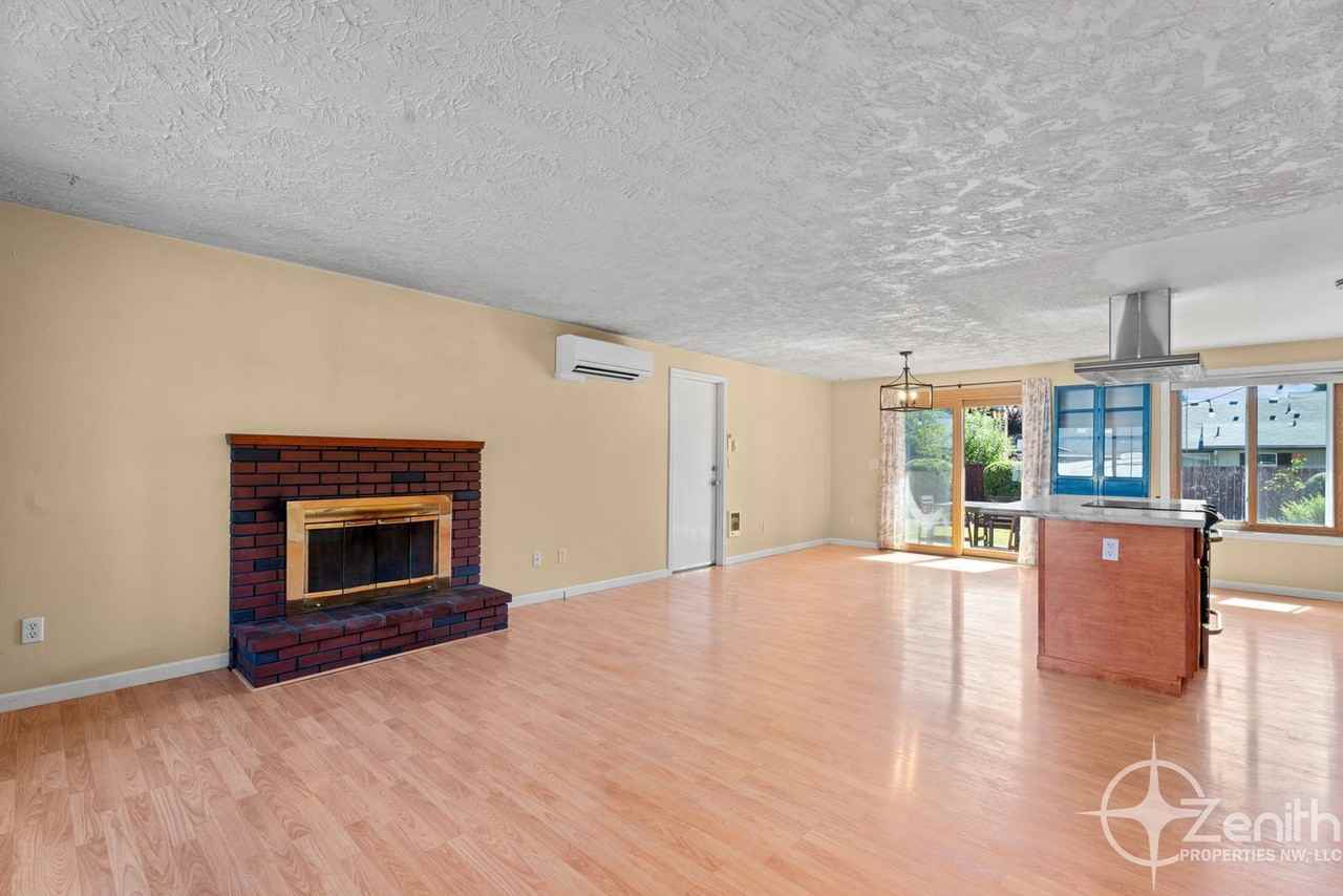 4213 Ne 139th Ave - Photo 6 of 35