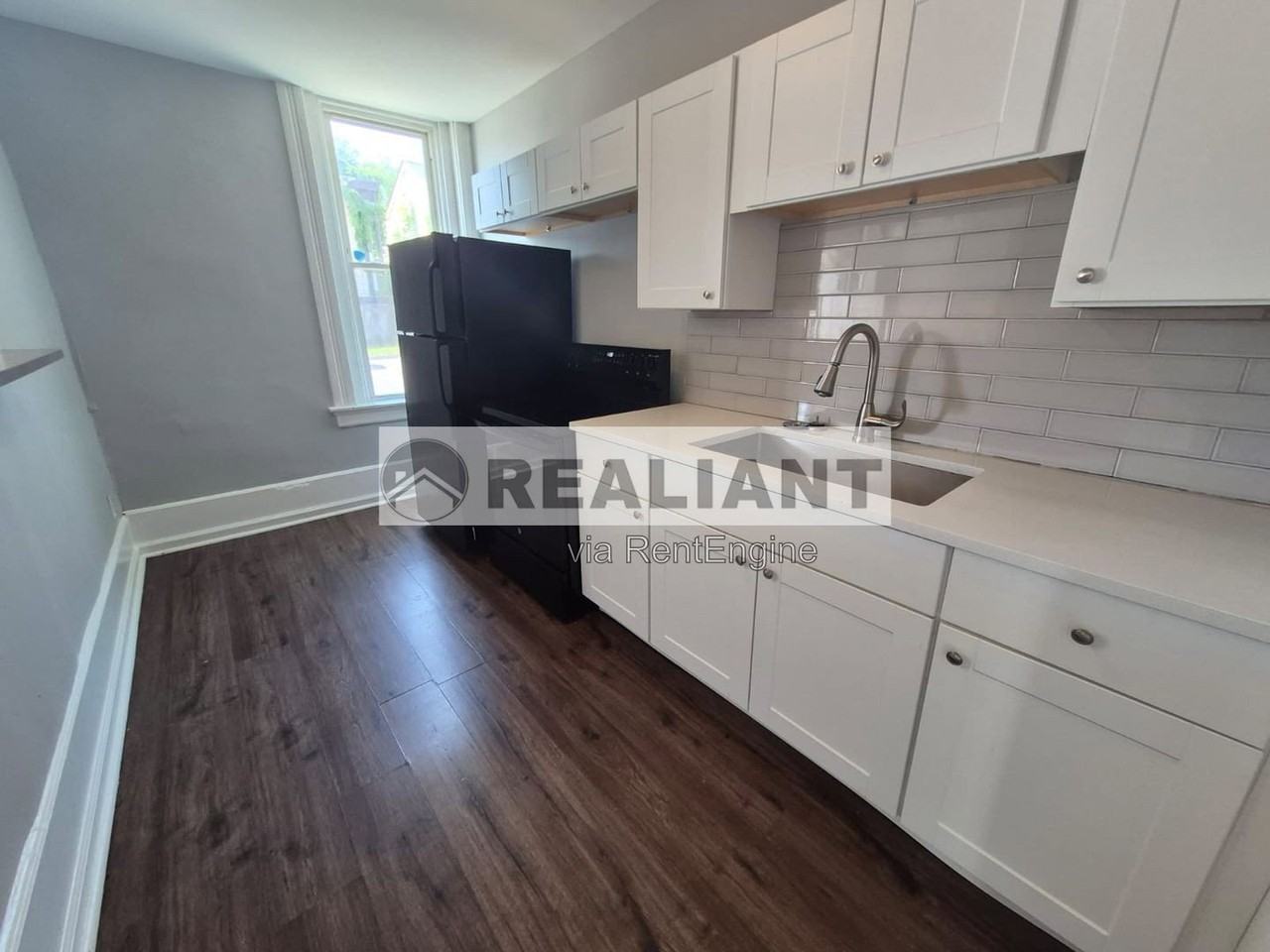 338 Bush St #1 - Photo 6 of 12