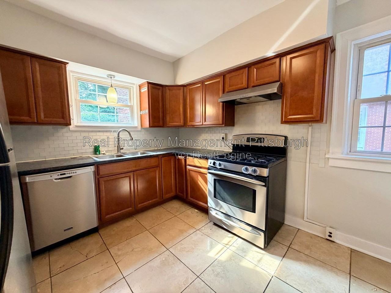 113 Bayard Pl - Photo 6 of 22