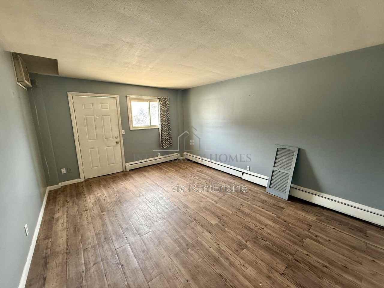 4652 Warner Rd #1 - Photo 2 of 7