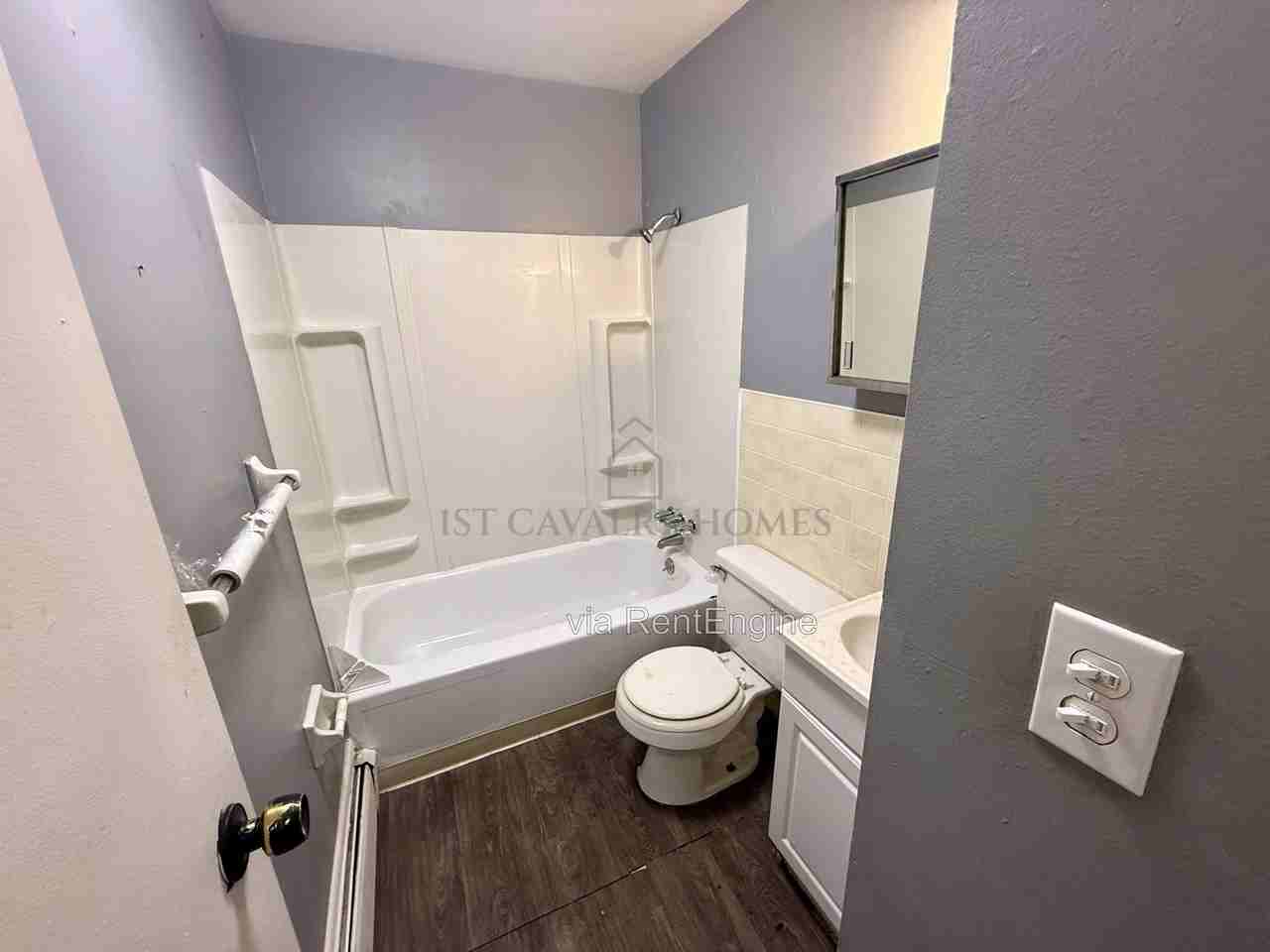 4652 Warner Rd #1 - Photo 4 of 7