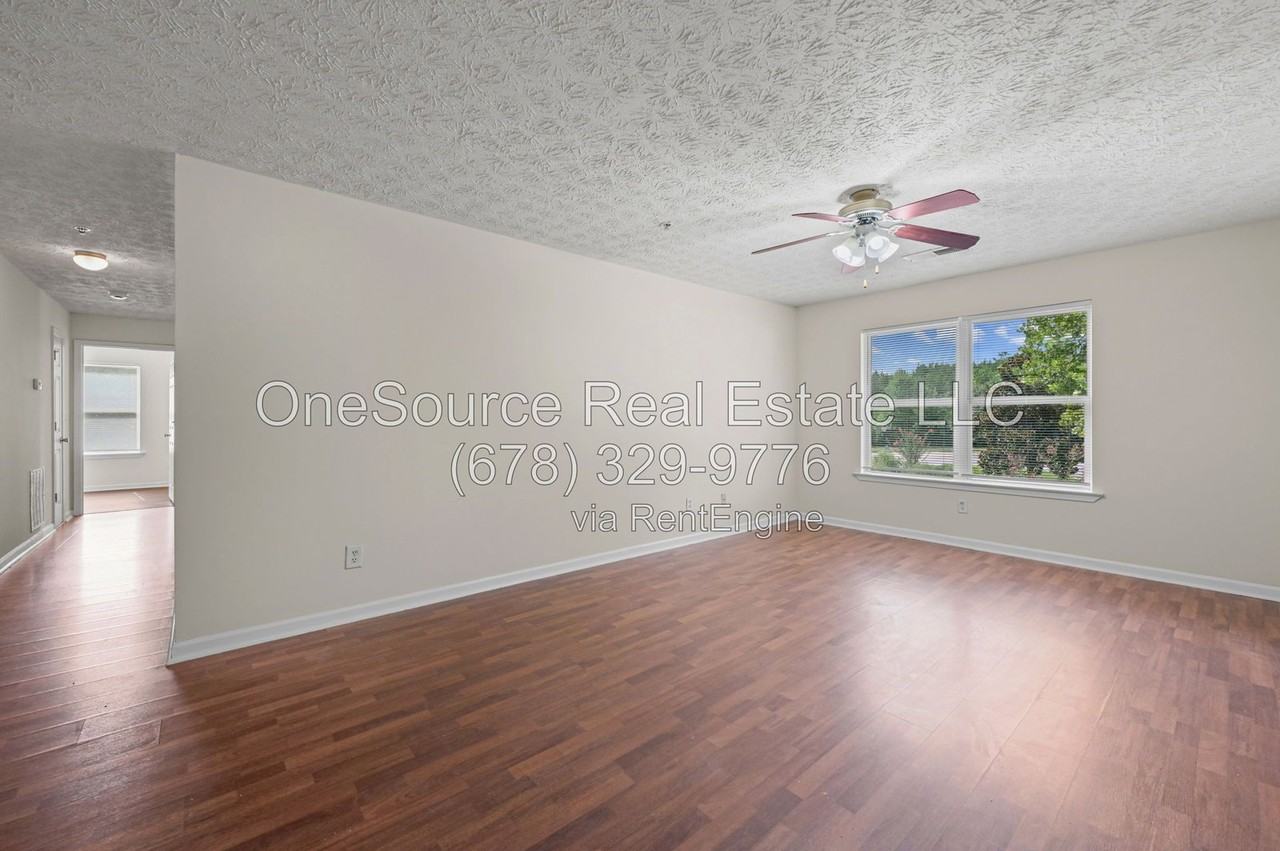 3202 Fairington Club Dr #1 - Photo 3 of 21