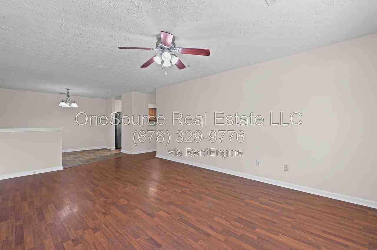 3202 Fairington Club Dr #1 - Photo 4 of 21