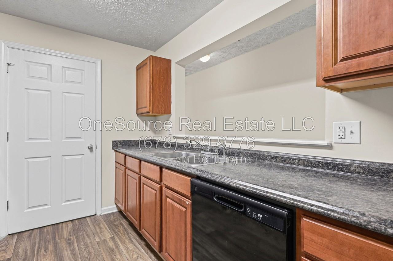 3202 Fairington Club Dr #1 - Photo 7 of 21