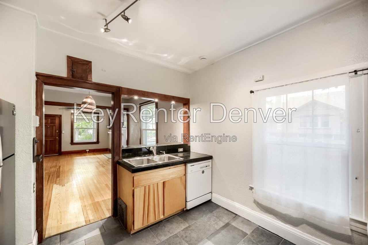 3387 W Moncrieff Pl - Photo 5 of 12