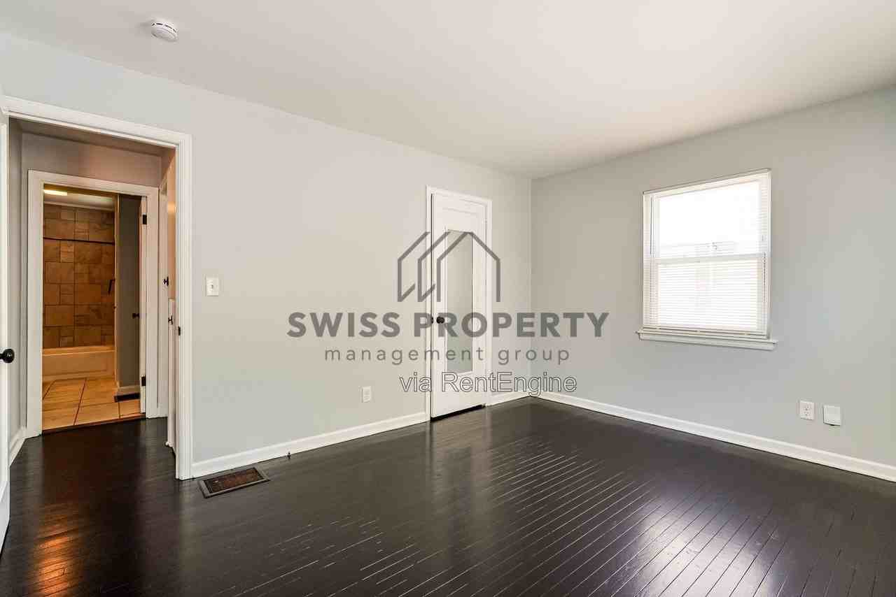 3381 Norwood St - Photo 5 of 16