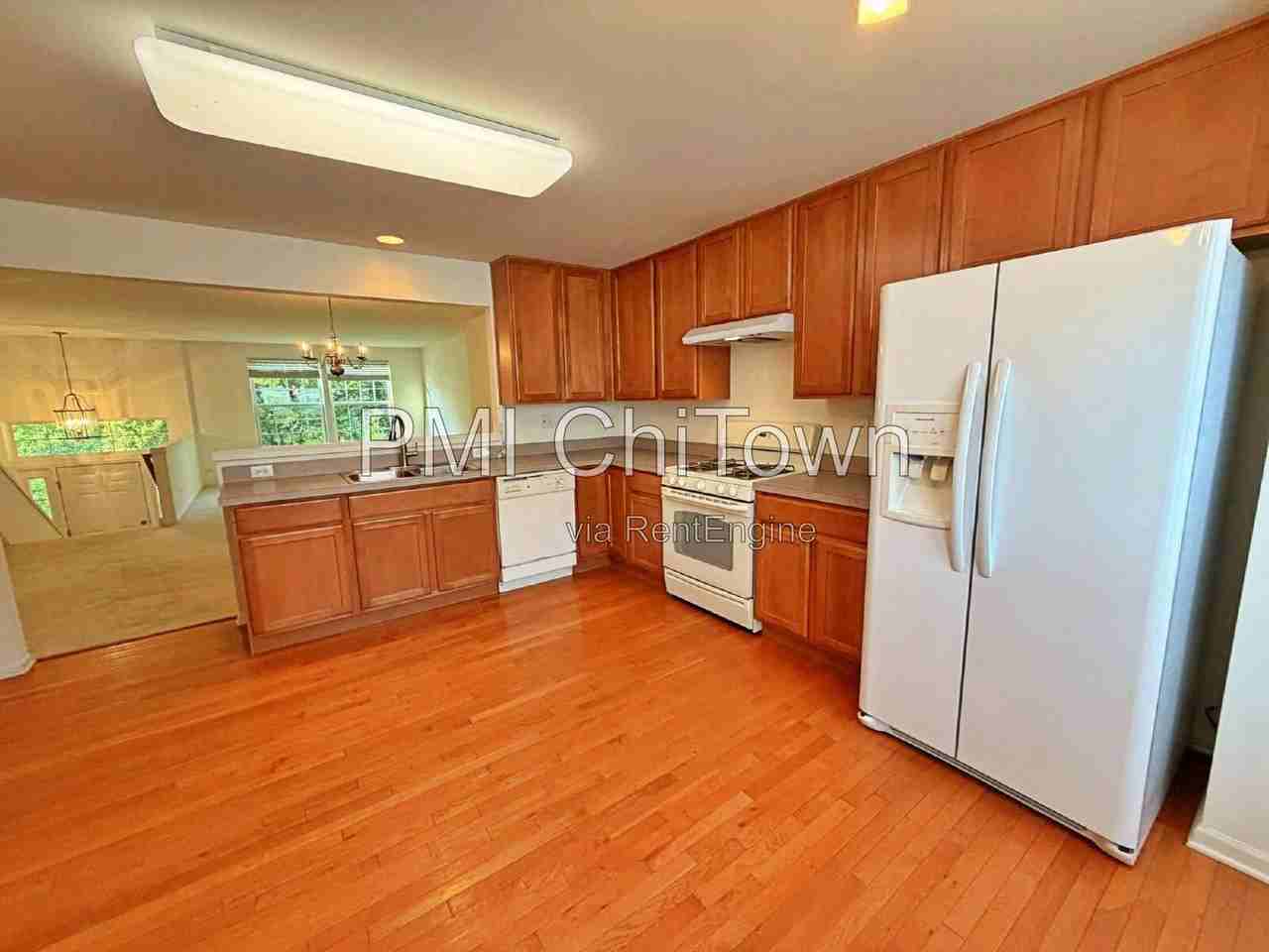 2438 Anna Way - Photo 4 of 18