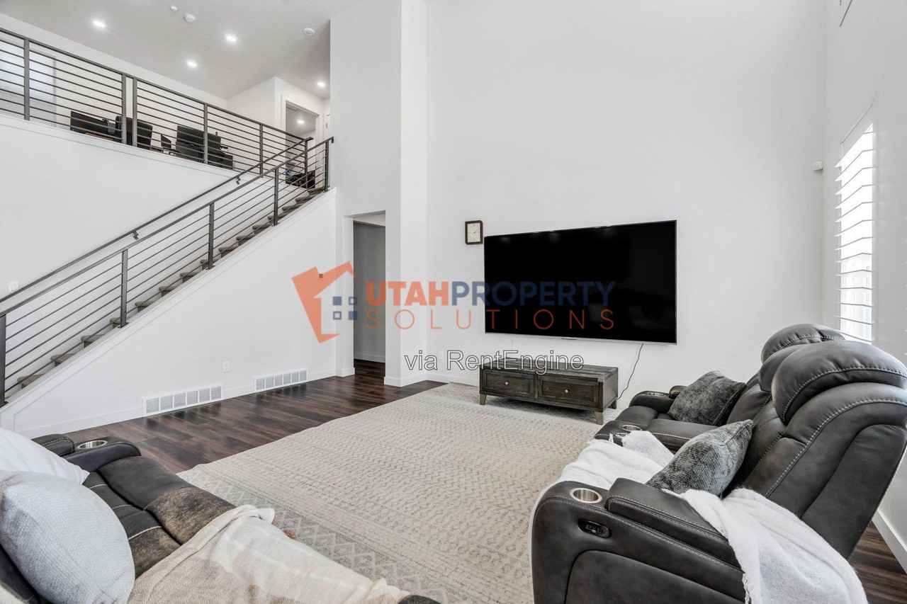 213 W Prickly Pear Dr - Photo 7 of 40