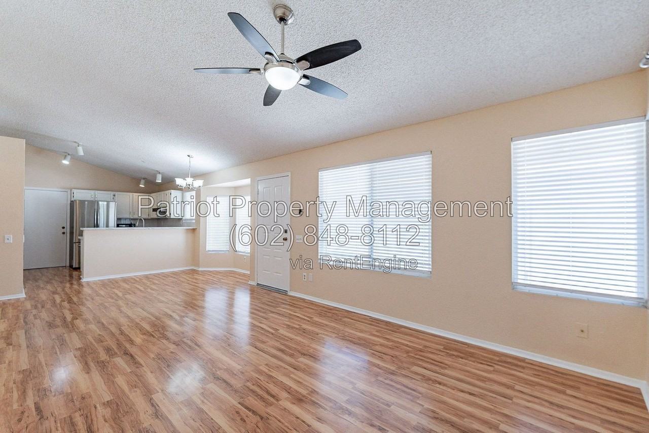 5237 W Boston Way S - Photo 6 of 32