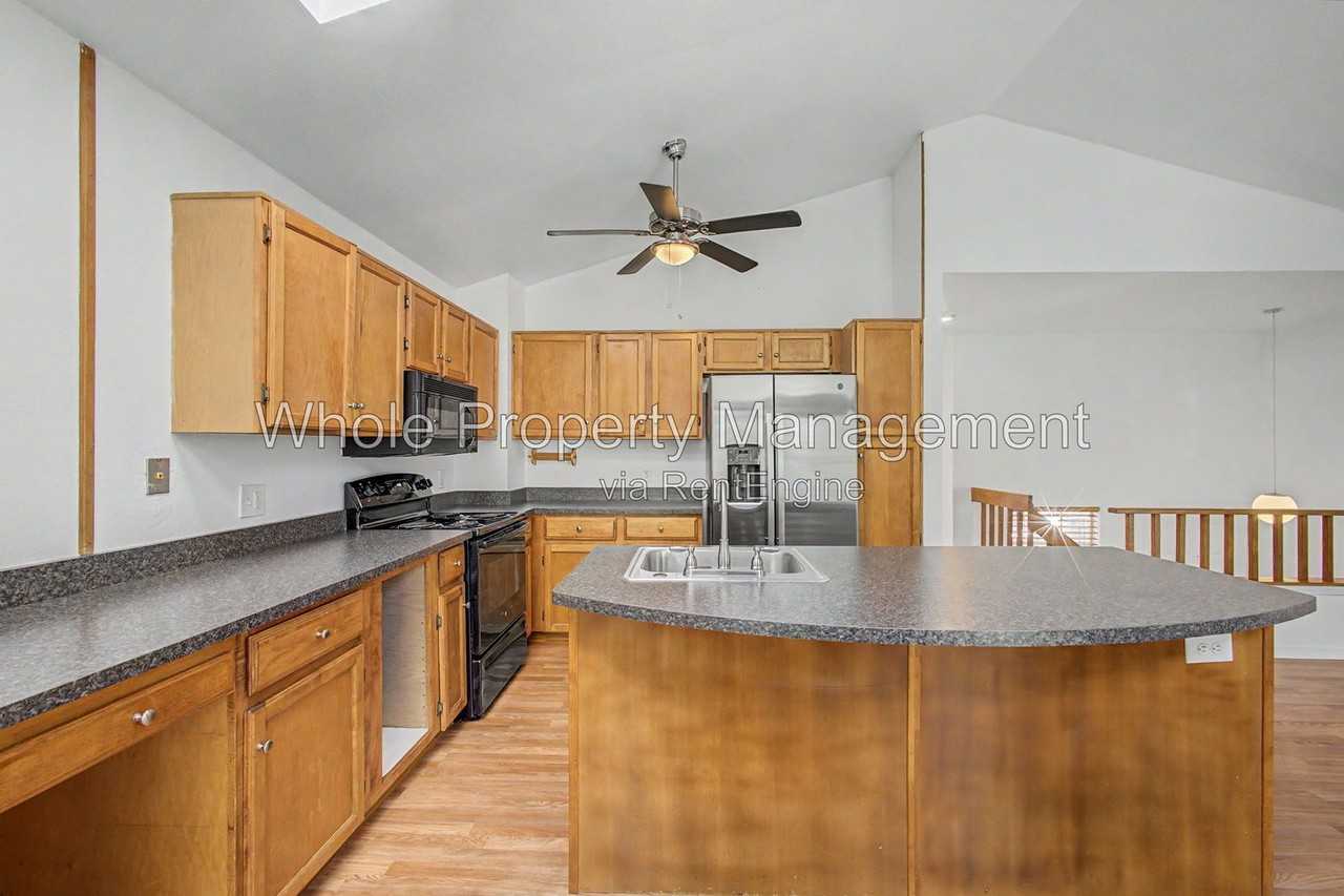 3731 Shefield Dr - Photo 6 of 24