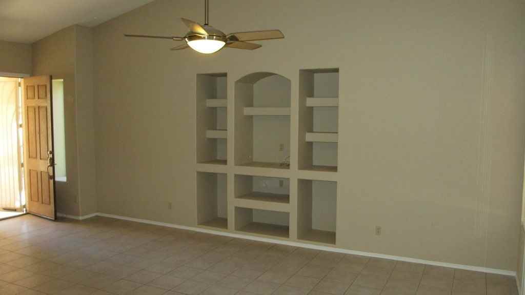 2471 W Hemlock Way - Photo 3 of 17