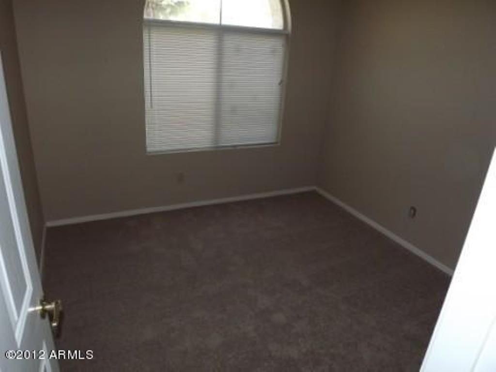 2471 W Hemlock Way - Photo 7 of 17