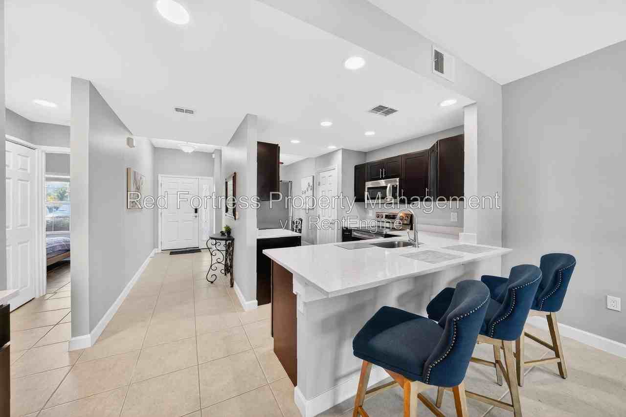 15969 Mandolin Bay Dr #102 - Photo 5 of 16