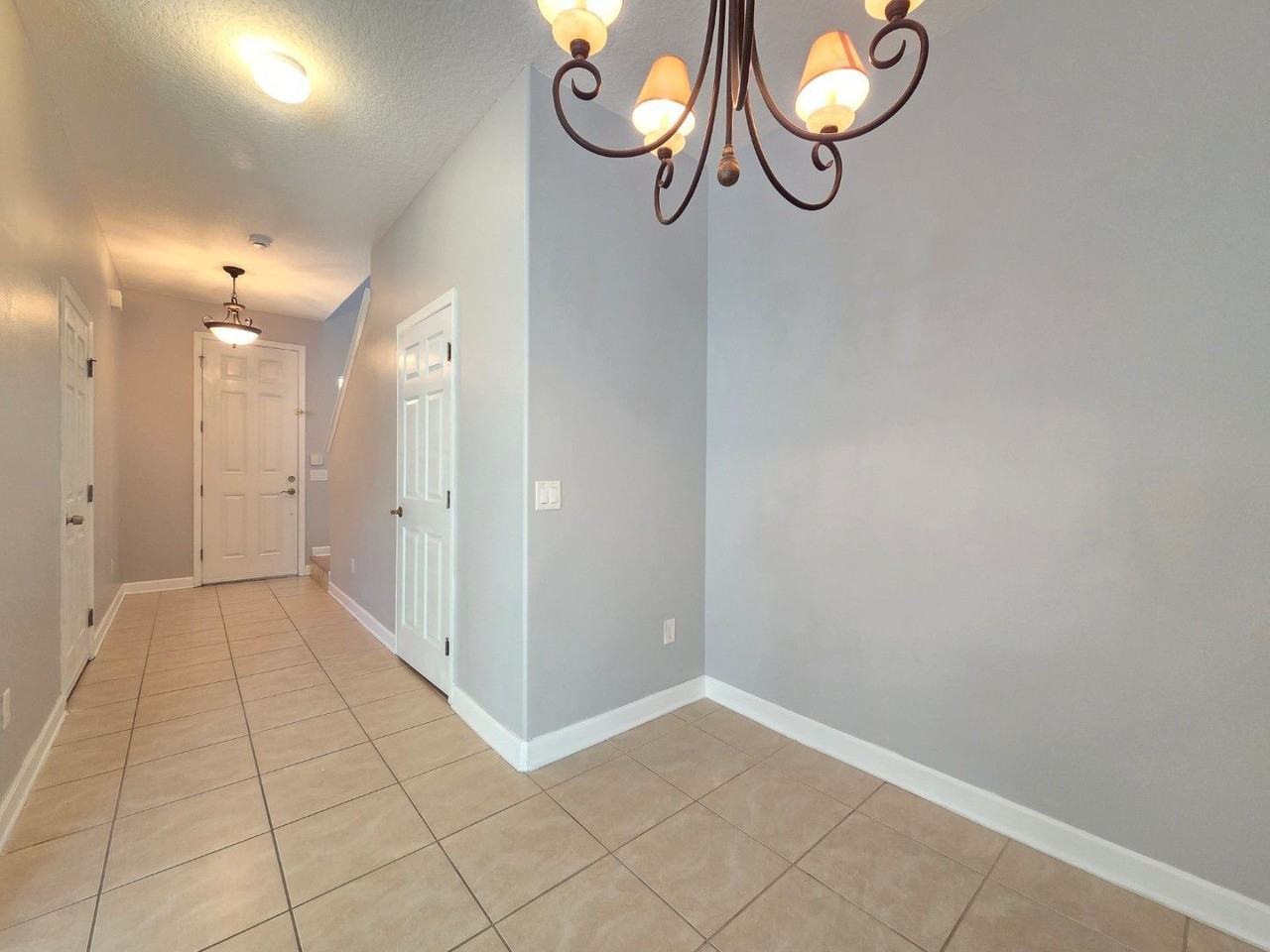 337 Coral Beach Cir - Photo 2 of 19