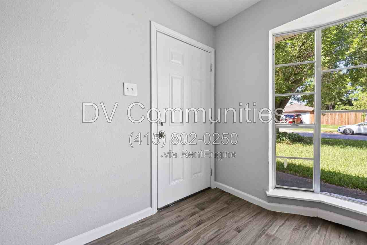 15331 Campden Hill Rd - Photo 6 of 39
