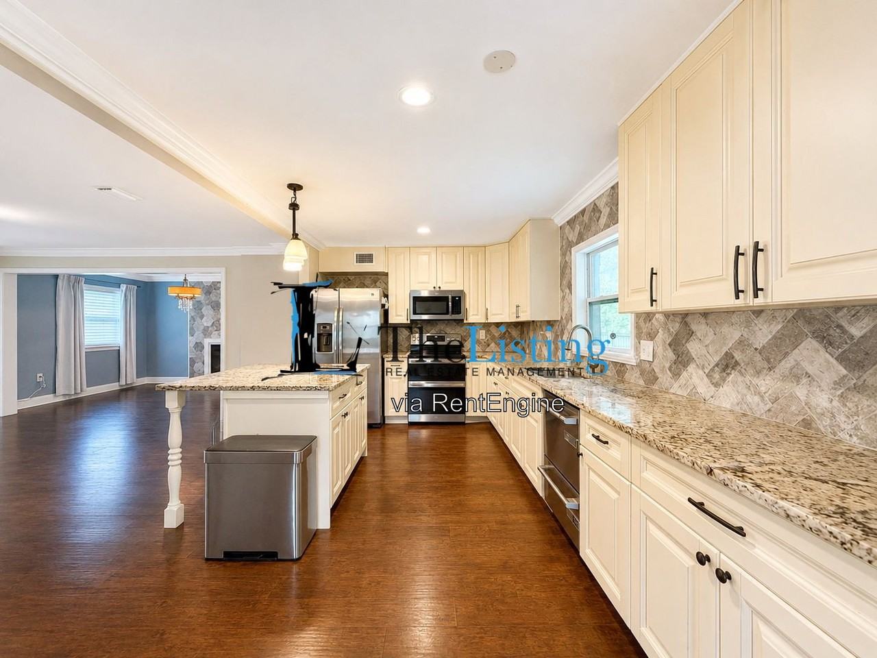 3415 Grove Street Cir - Photo 6 of 30