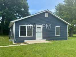 featured image of 2366 Wilson Ave