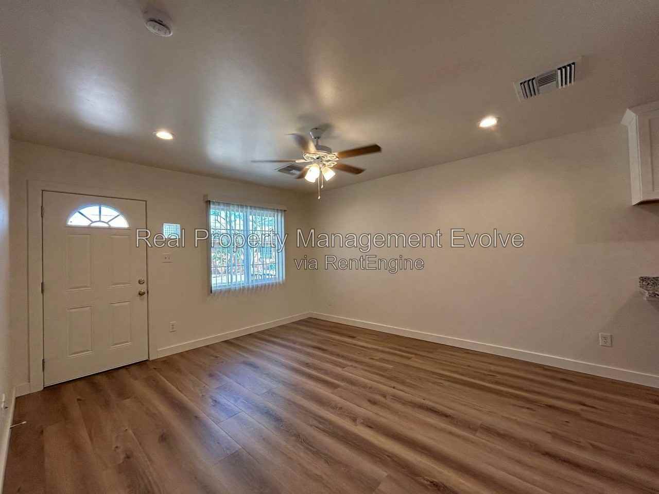 338 W Highland Ave #4 - Photo 5 of 18