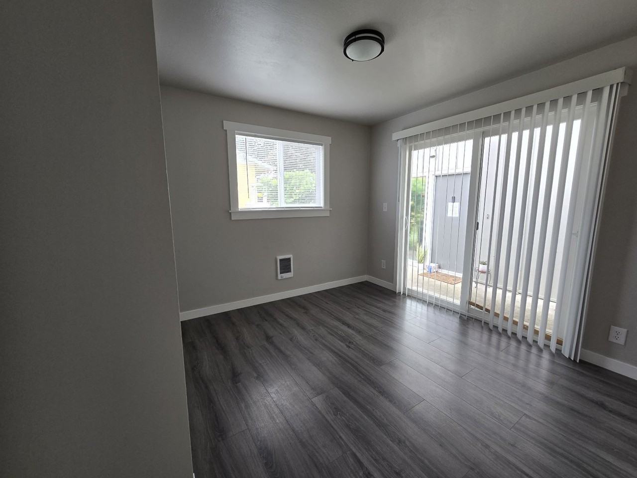 2585 W Bradford Ave - Photo 6 of 15