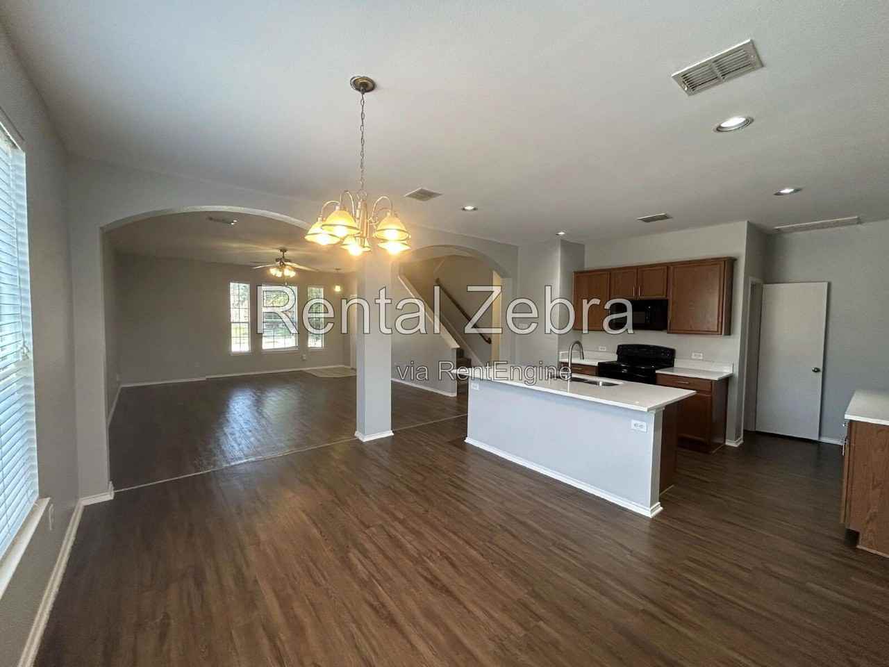 5438 Jacob Dr - Photo 2 of 15