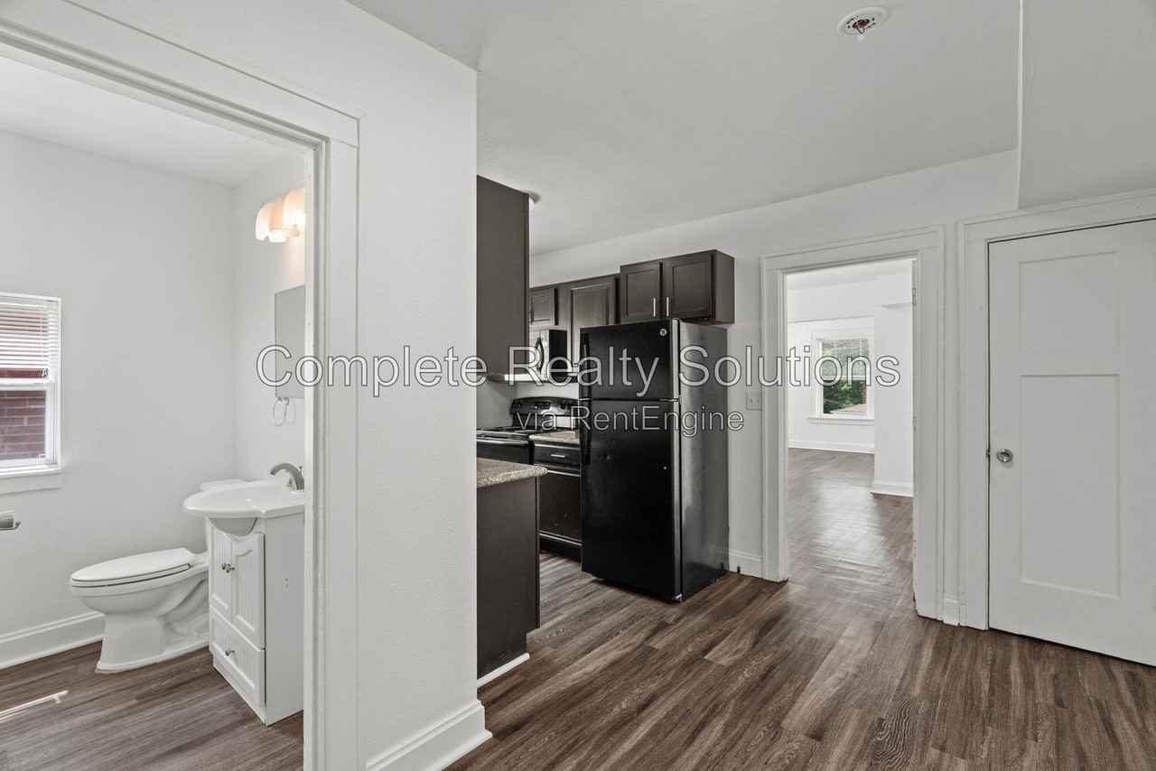 119 Eichelberger St #2E - Photo 2 of 27