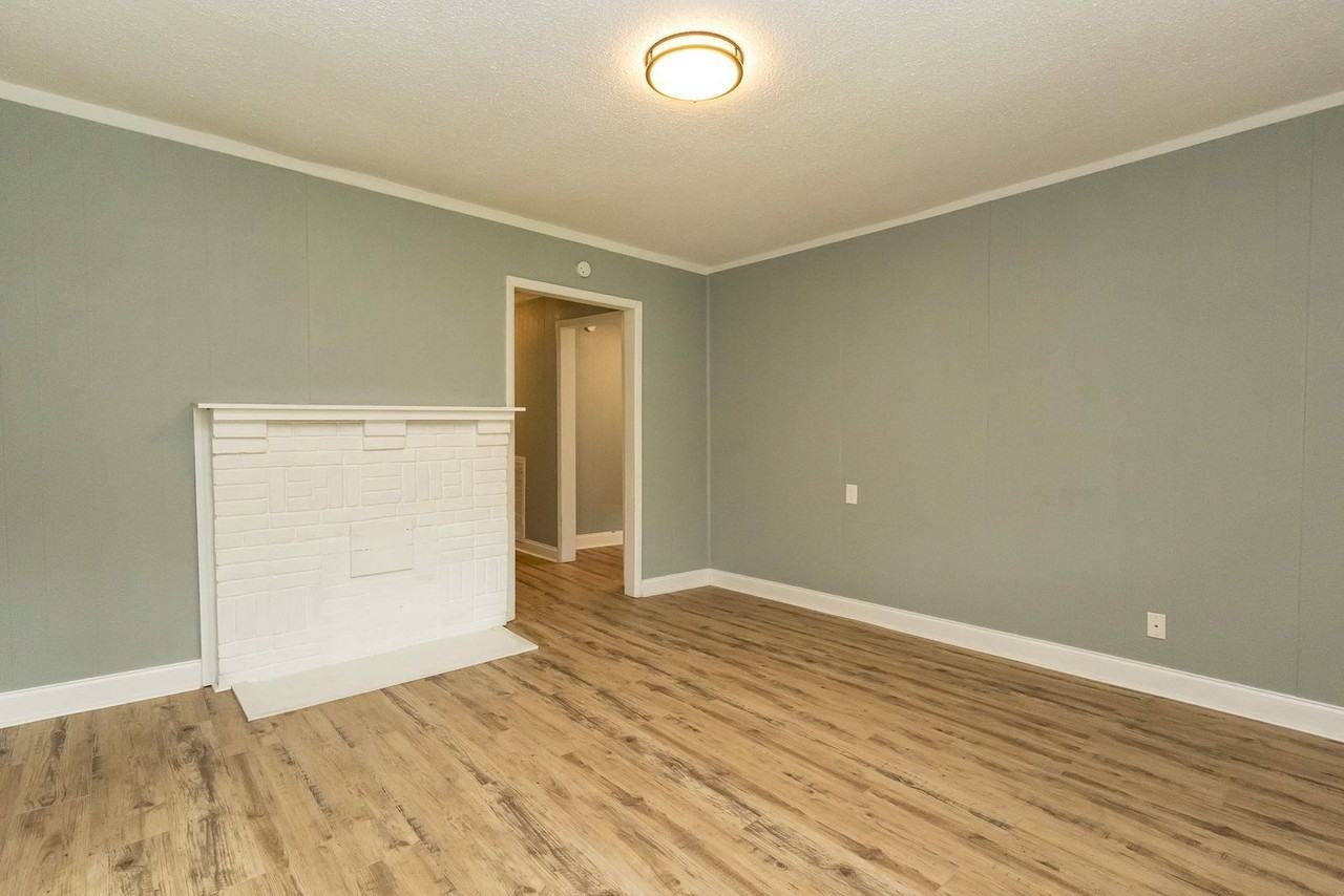 114 1st St - Photo 6 of 21
