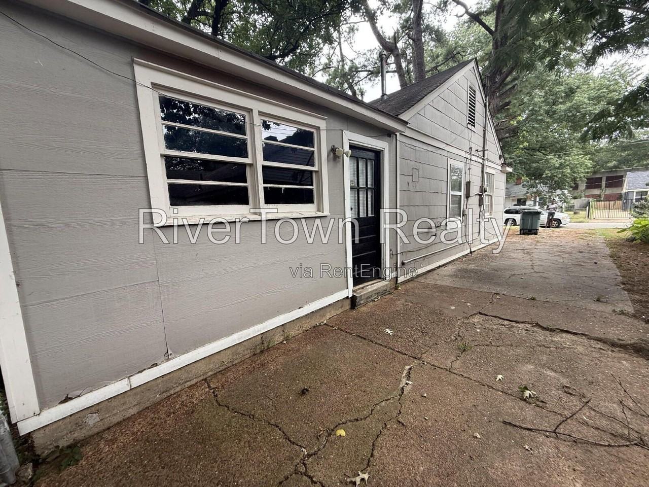 3633 N Lloyd Cir - Photo 4 of 15