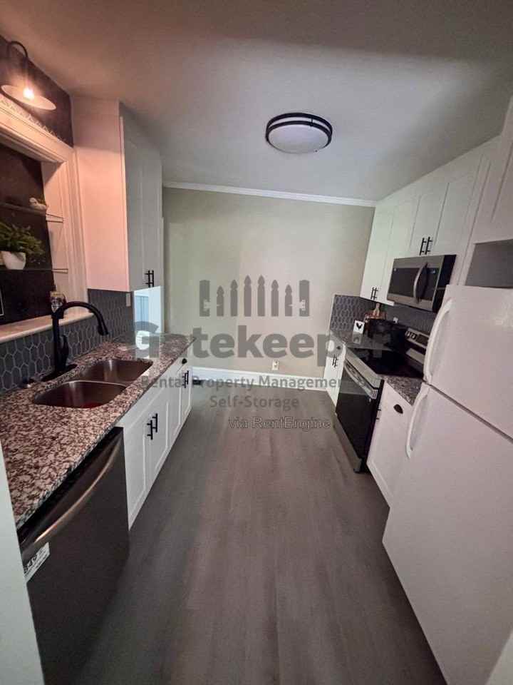 4787 Hendrix Dr - Photo 7 of 18