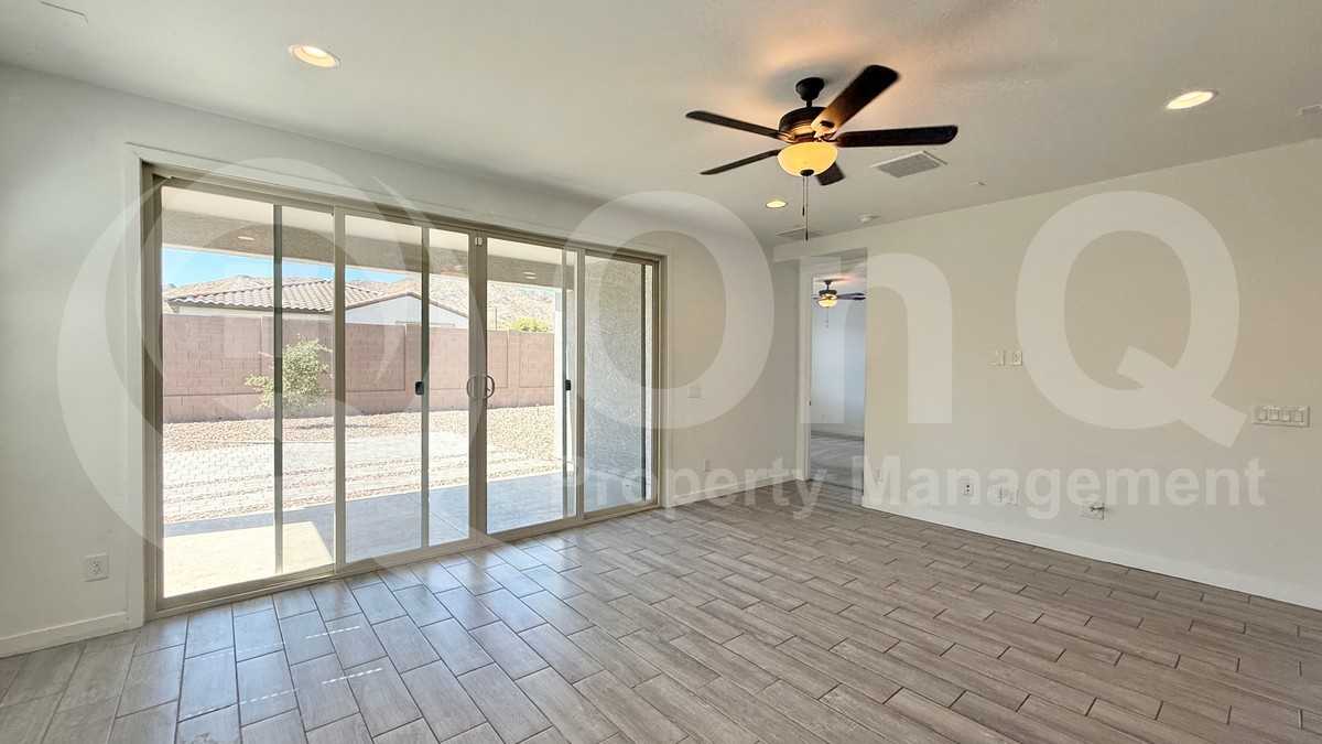 1659 W Paseo Way - Photo 5 of 21