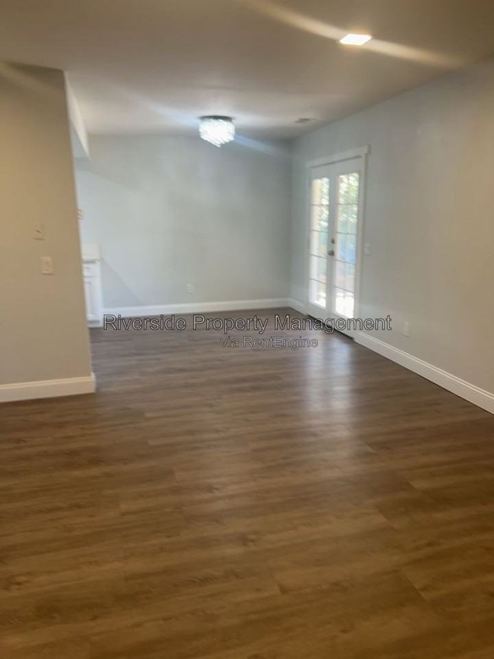 5759 Lotus St - Photo 4 of 16