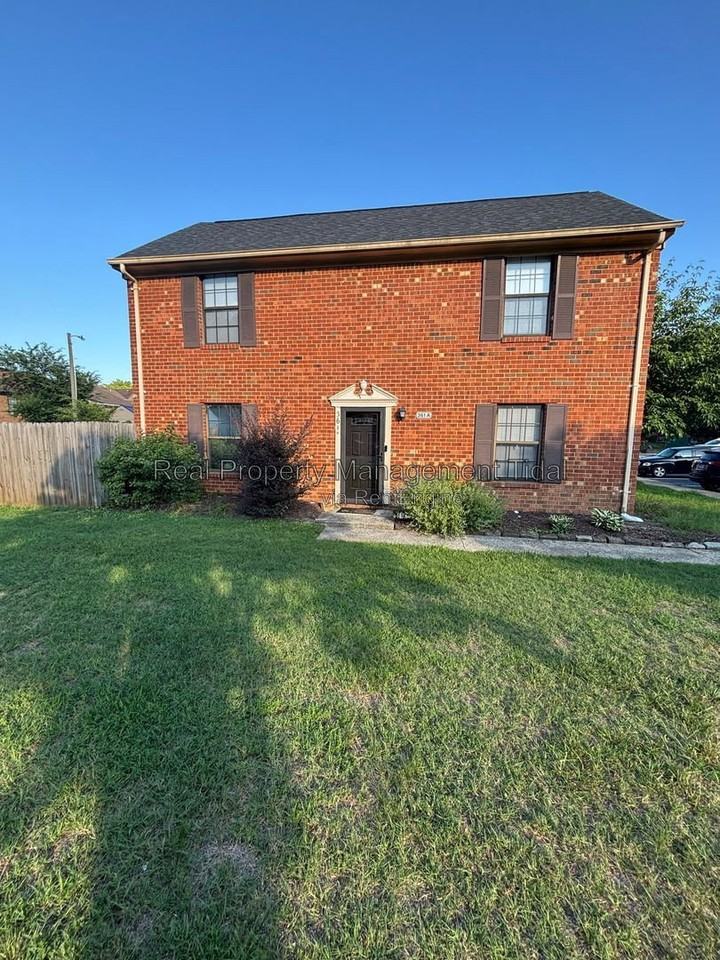 361 Circuit Ln - Photo 2 of 22