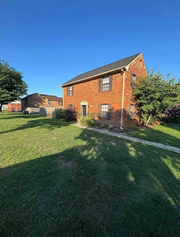 361 Circuit Ln - Photo 3 of 22