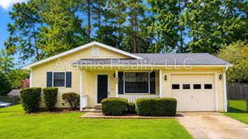featured image of 1050 Greendale Ln