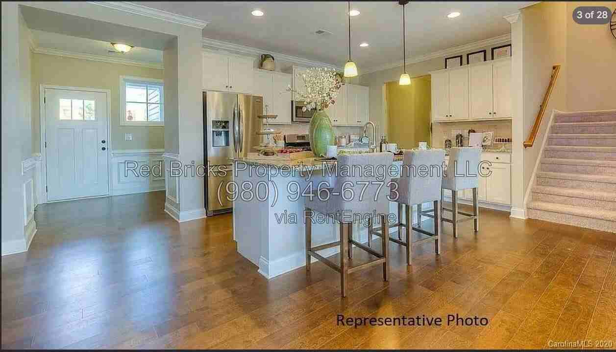 3833 Fairlady Ln - Photo 3 of 28