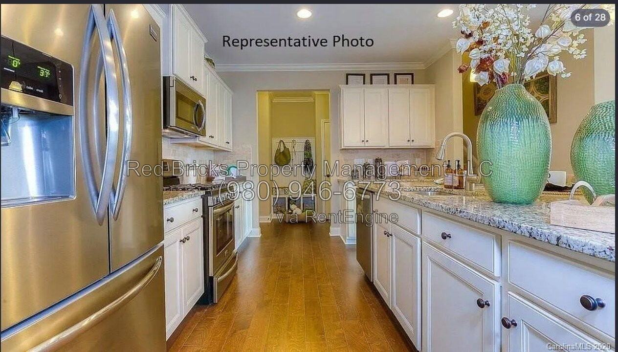 3833 Fairlady Ln - Photo 6 of 28