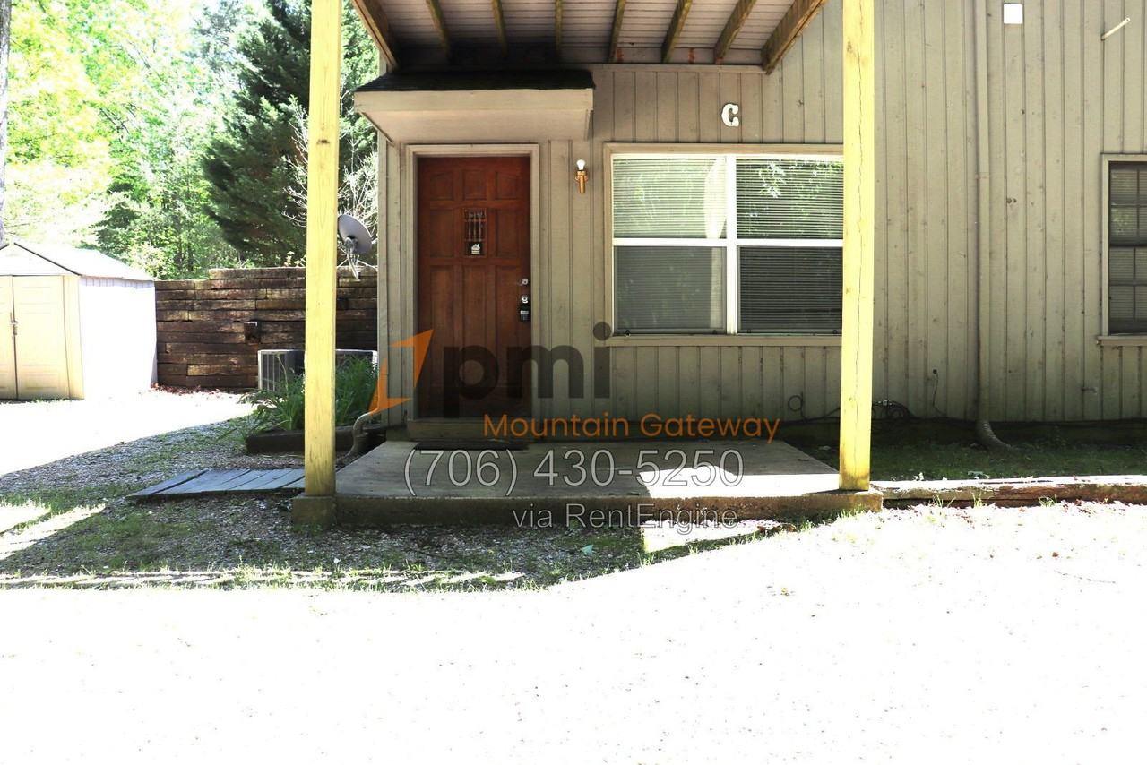 48 Primrose Dr
